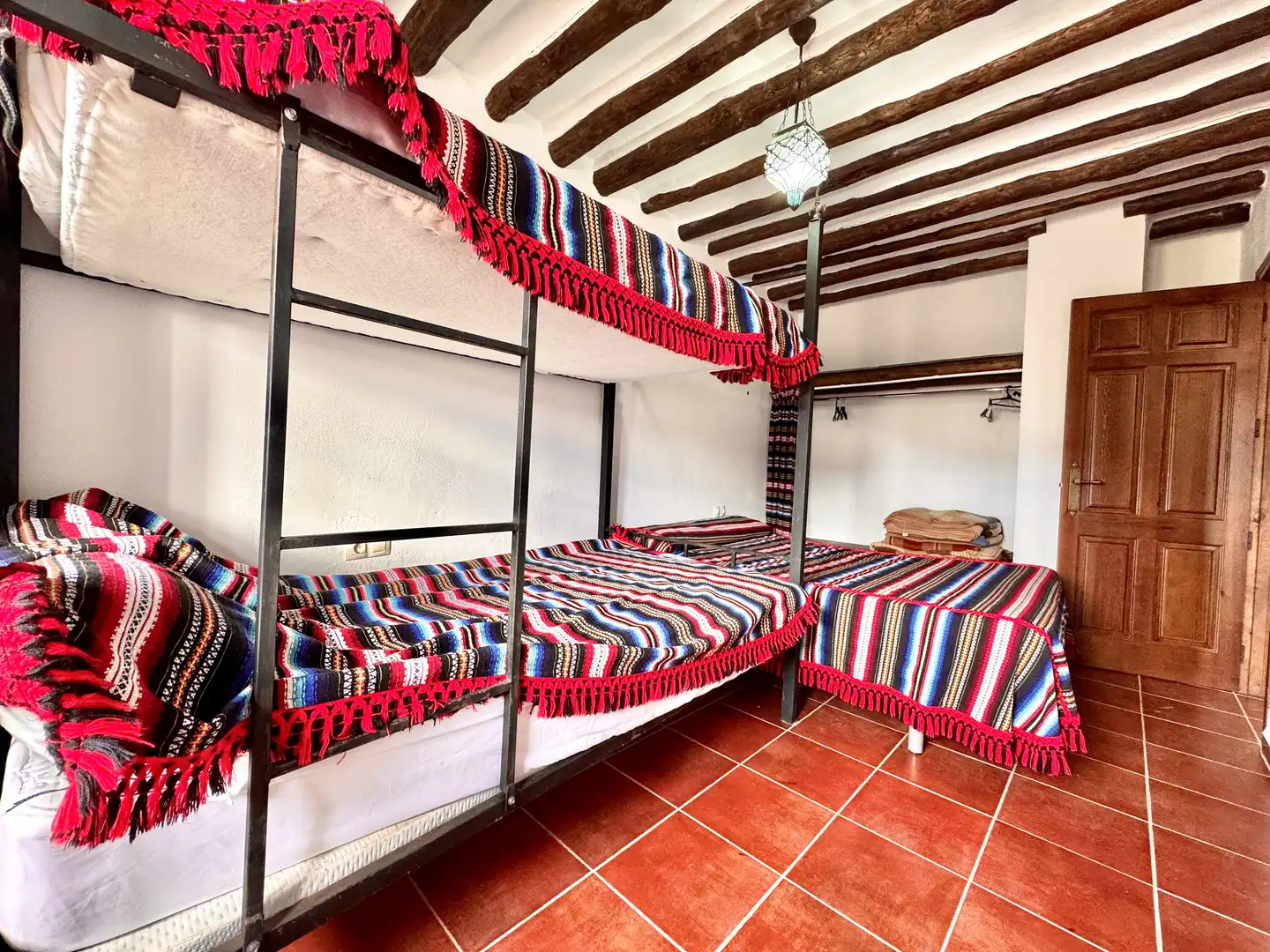 Bedroom of Buildings for sale in Juviles  with Alarm