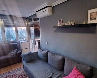 Living room of Flat for sale in Parla  with Air Conditioner, Terrace and Storage room