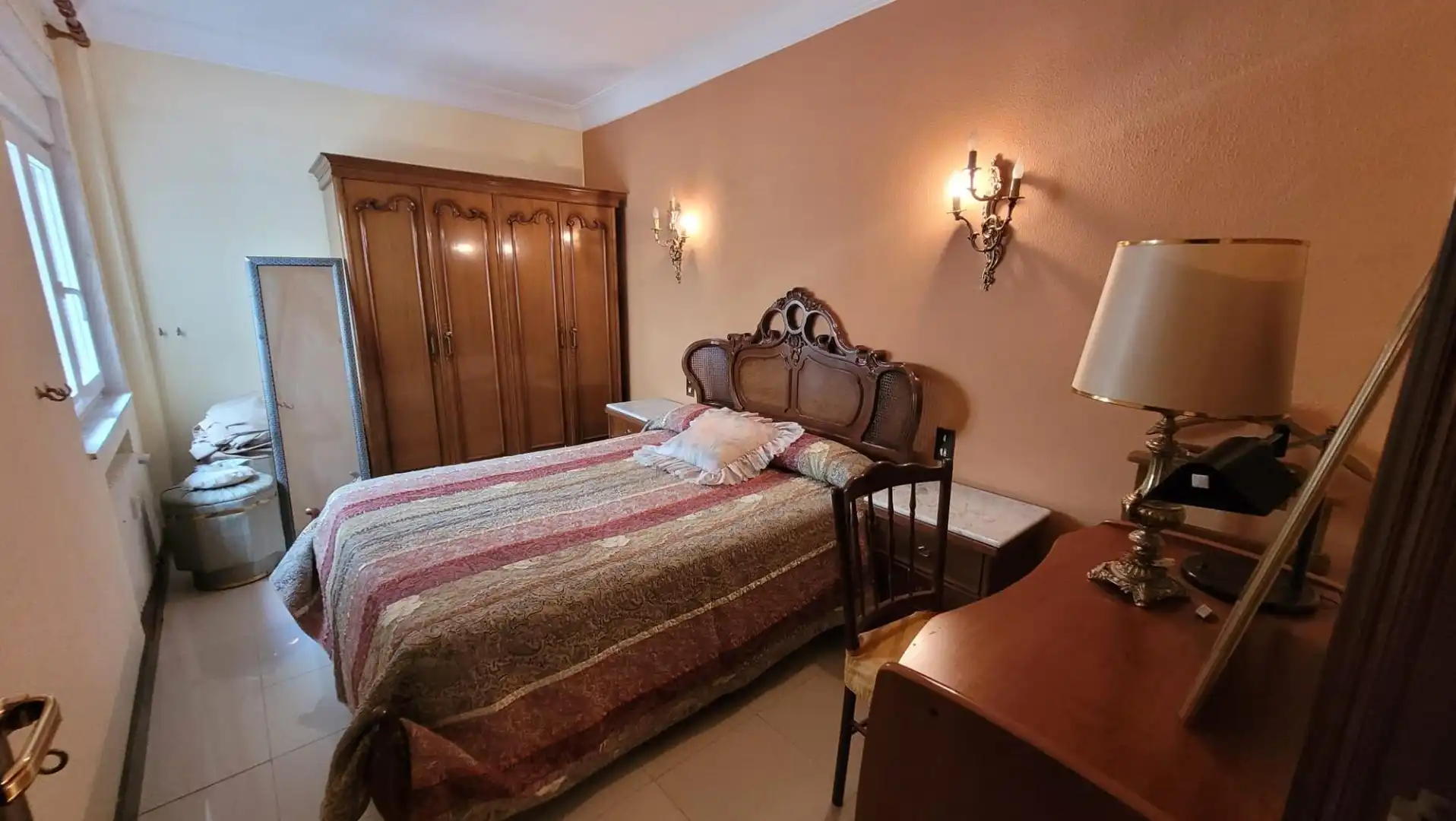 Bedroom of Flat for sale in Salamanca  with Heating and Balcony