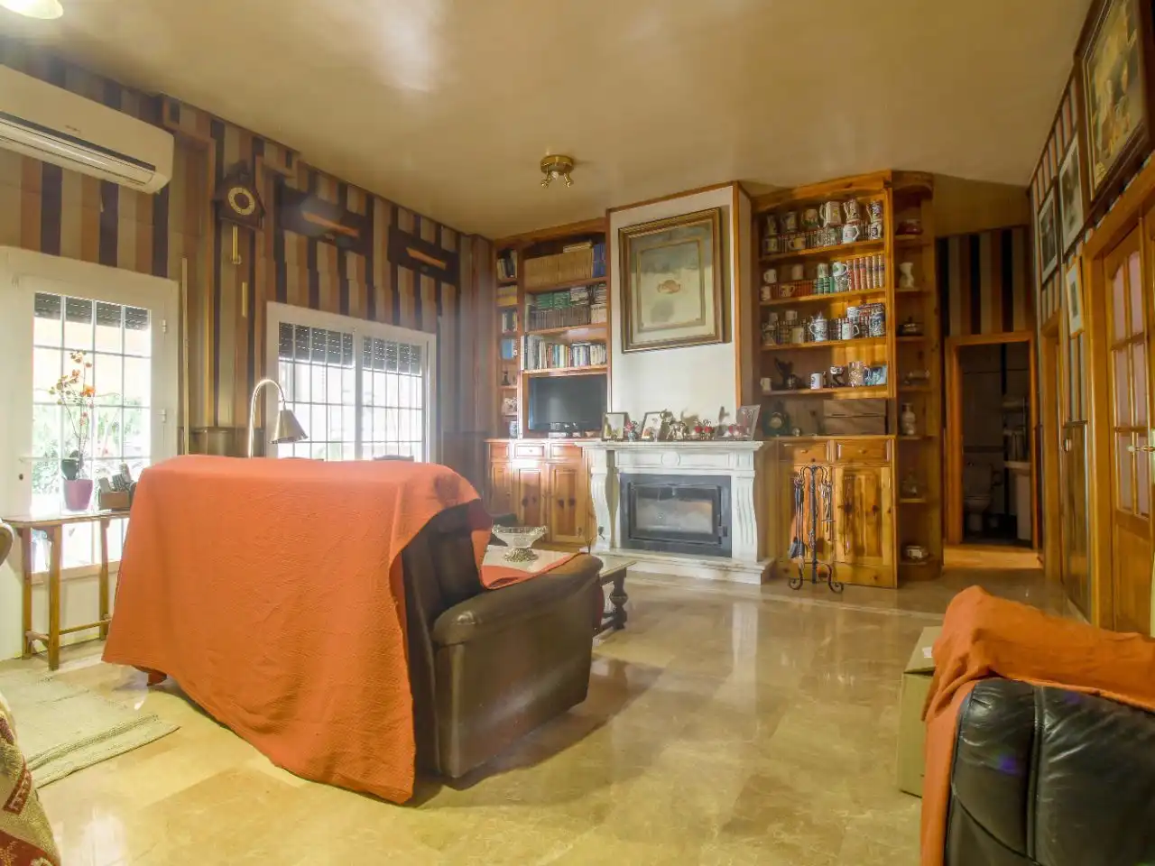 Sala de estar de Casa o chalet en venta en Úbeda con Aire acondicionado y Piscina