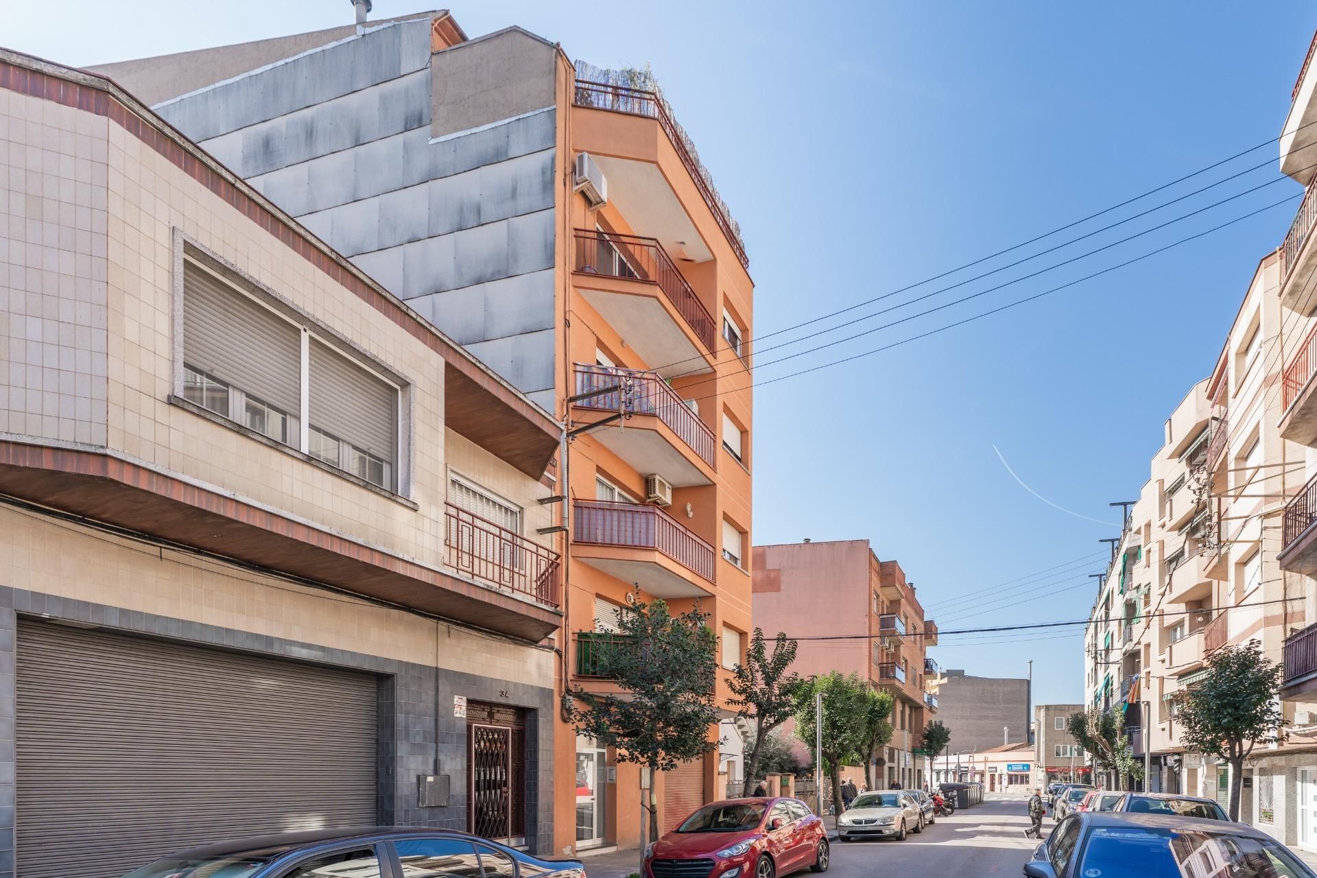 Vista exterior de Piso en venta en Mollet del Vallès con Aire acondicionado, Calefacción y Parquet