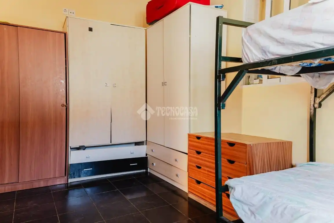 Habitación de Casa adosada en venta en Rioja