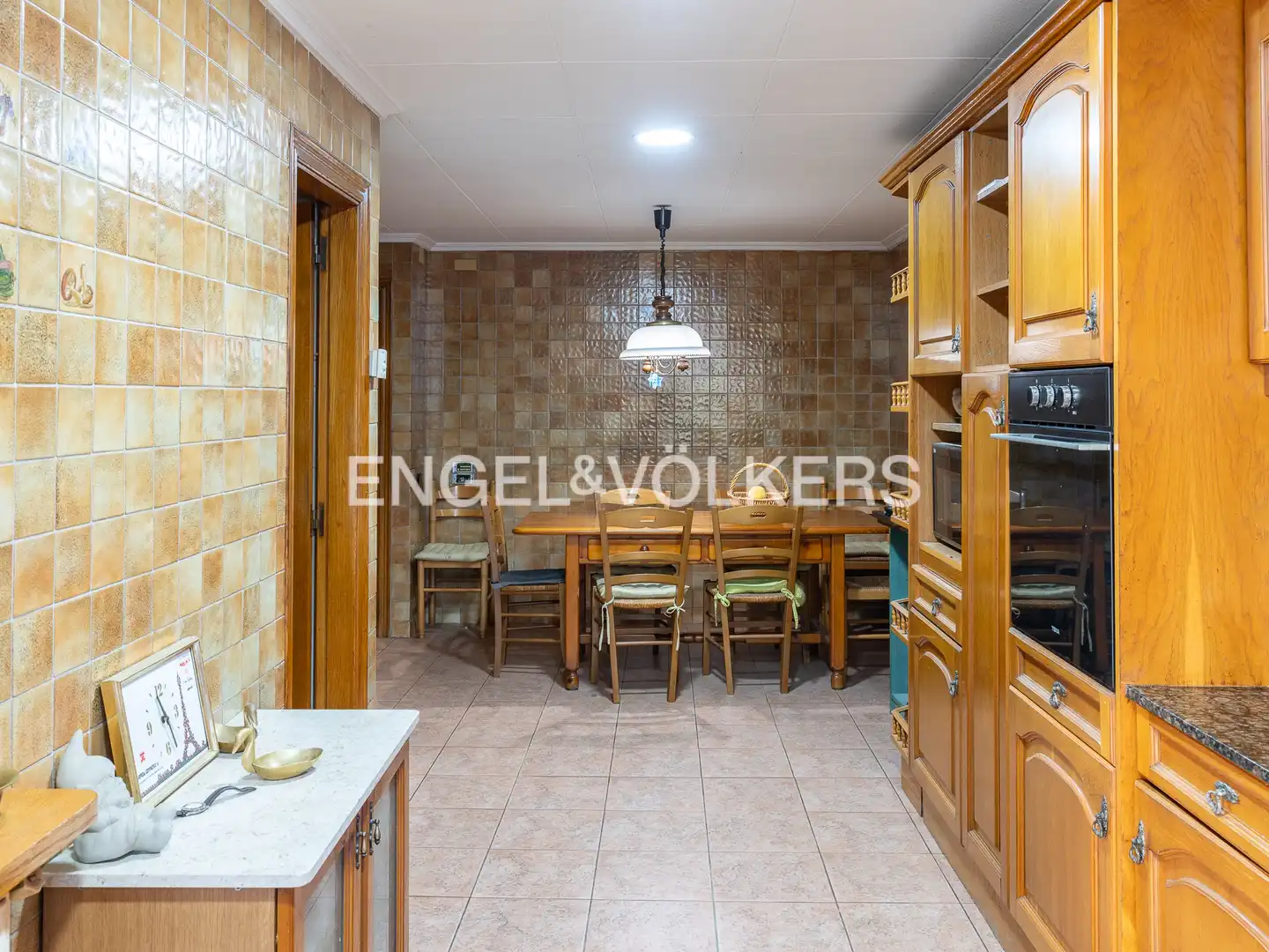 Cocina de Casa o chalet en venta en Mollet del Vallès con Aire acondicionado, Calefacción y Jardín privado
