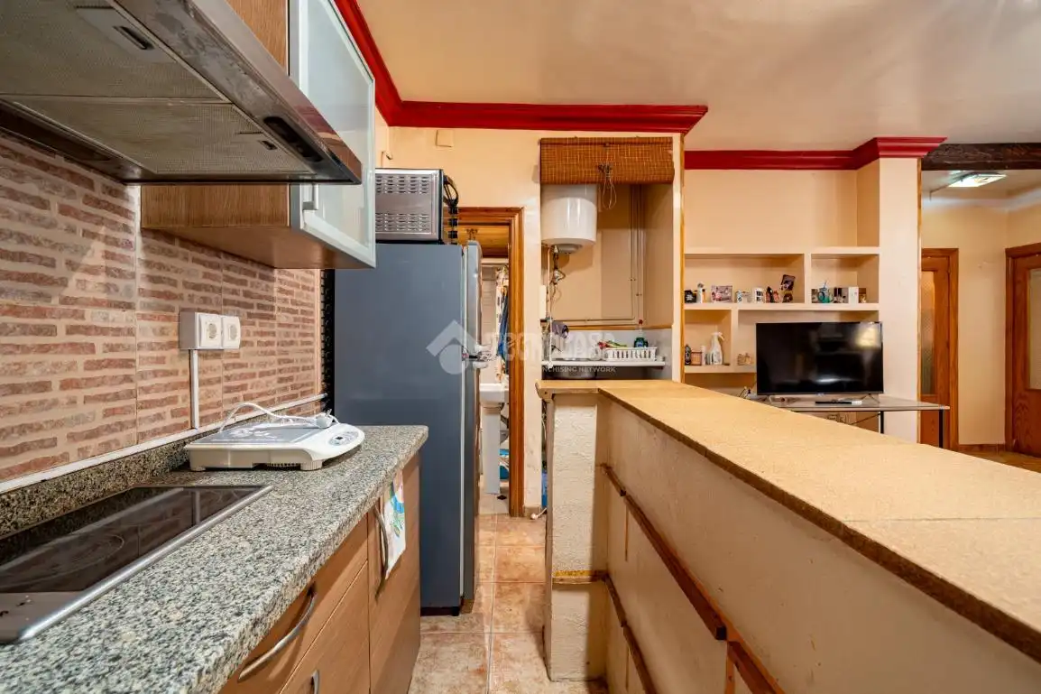 Cocina de Casa adosada en venta en Granada con Aire acondicionado