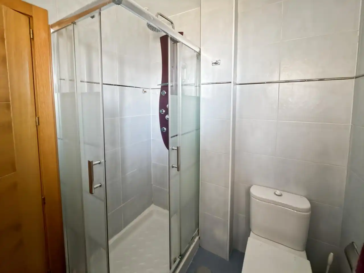 Bathroom of Flat for rent in Madrid  with Air Conditioner, Heating and Terrace