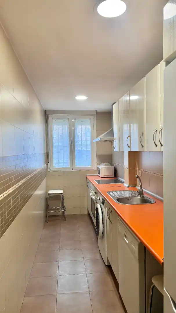 Cocina de Piso en venta en Madrid con Calefacción, Parquet y Amueblado