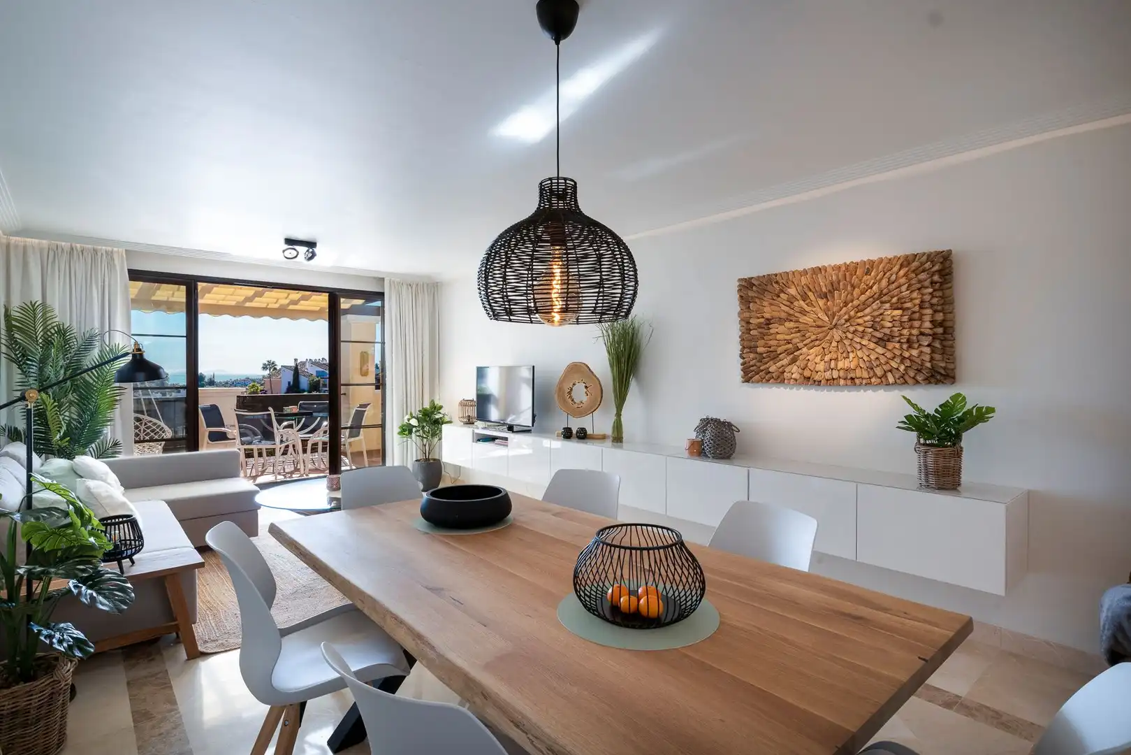 Esszimmer von Maisonette zur Miete in Benahavís mit Klimaanlage, Heizung und Privatgarten