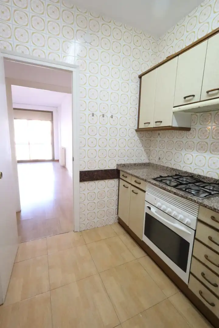 Cocina de Piso en venta en Barcelona con Calefacción, Balcón y Jacuzzi