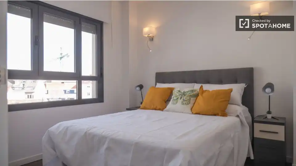 Flat for rent in Legazpi