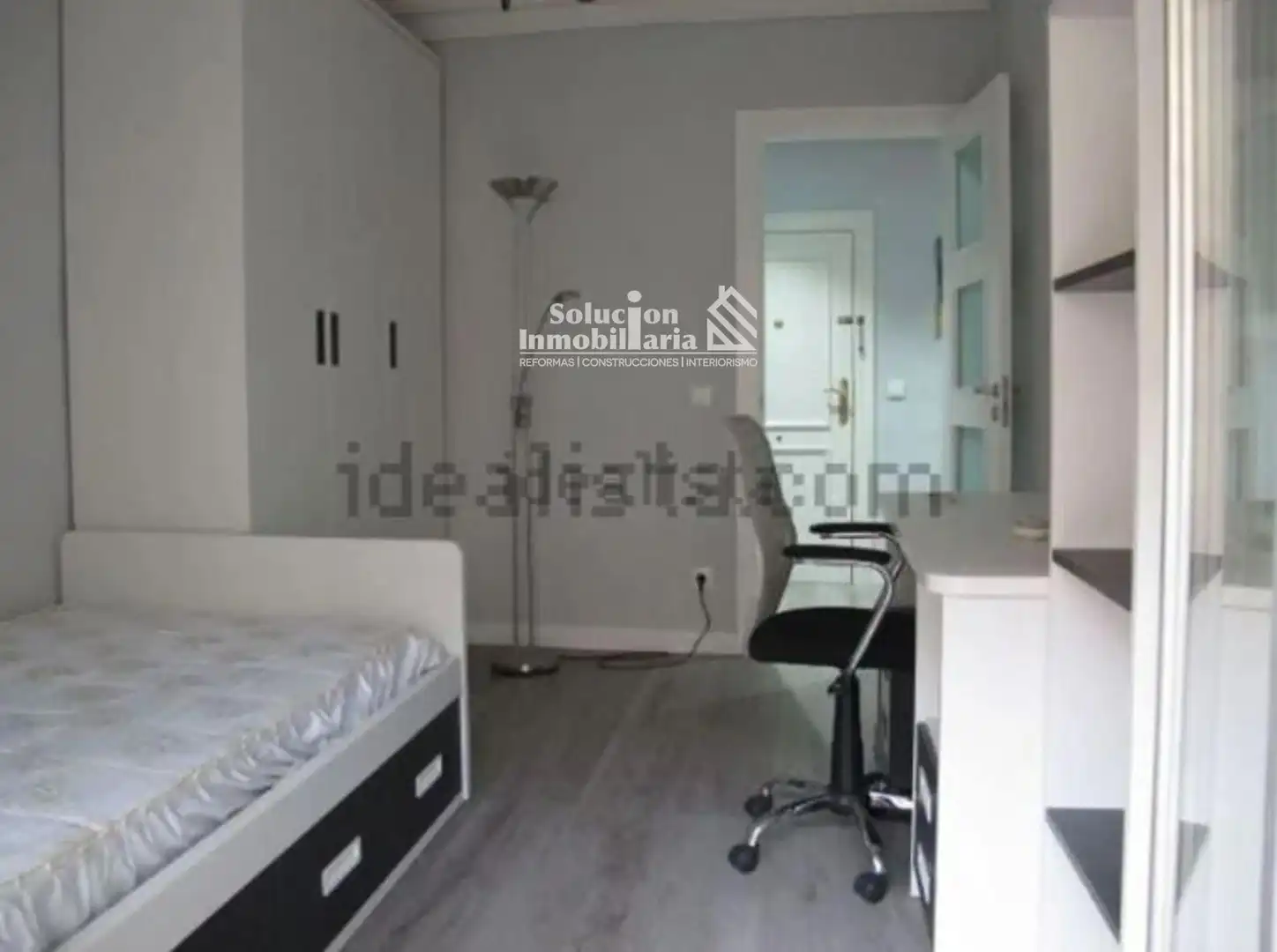 Schlafzimmer von Wohnung zur Miete in Salamanca mit Heizung, Terrasse und Abstellraum