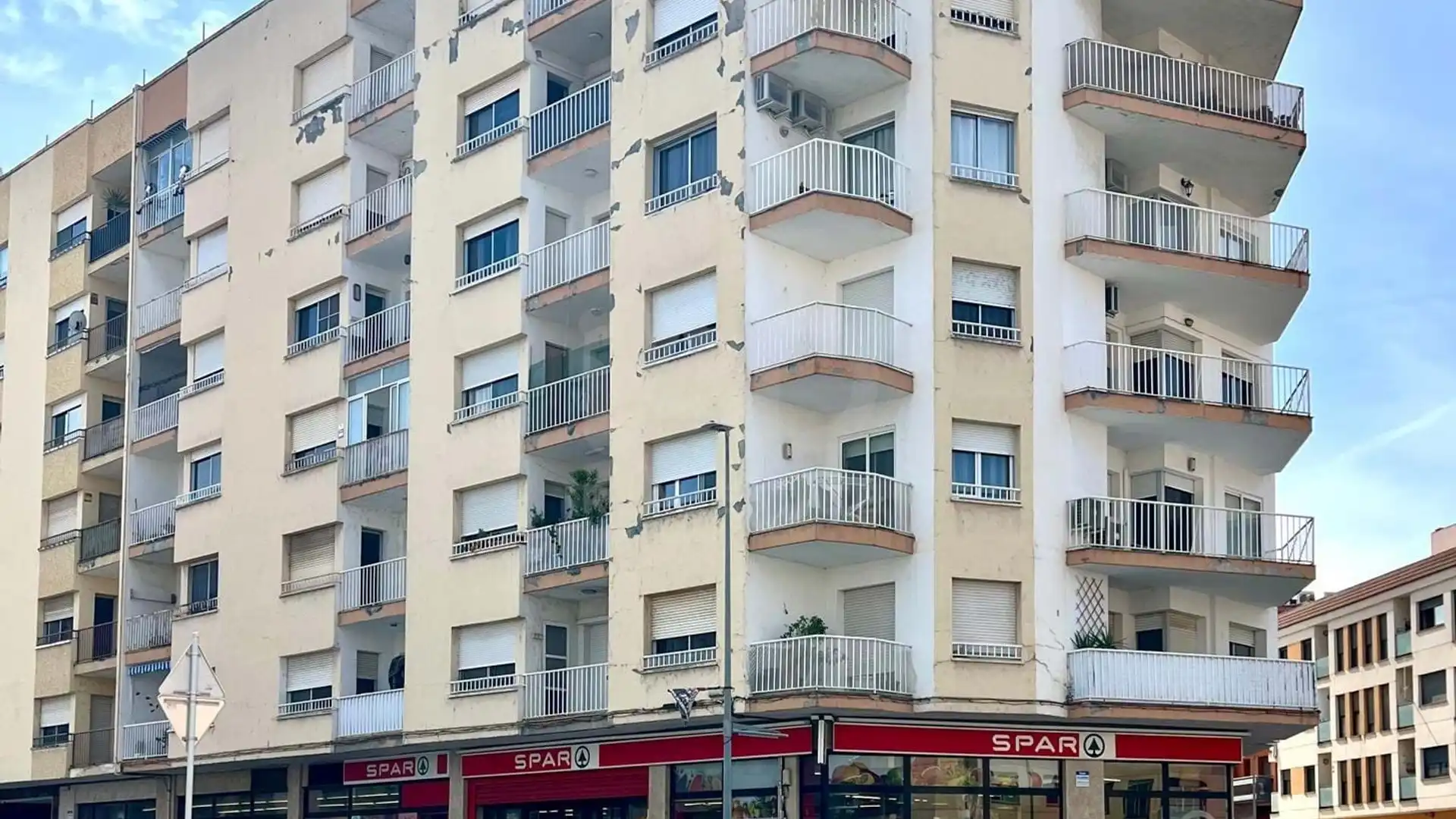 Vista exterior de Piso en venta en Amposta con Aire acondicionado y Terraza