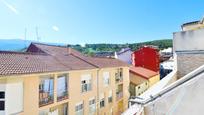 Vista exterior de Àtic en venda en Béjar amb Terrassa i Balcó