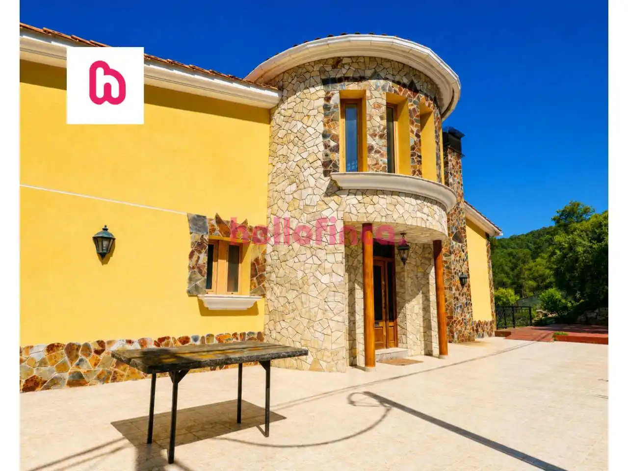 Vista exterior de Casa o xalet en venda en Olivella amb Aire condicionat, Calefacció i Jardí privat