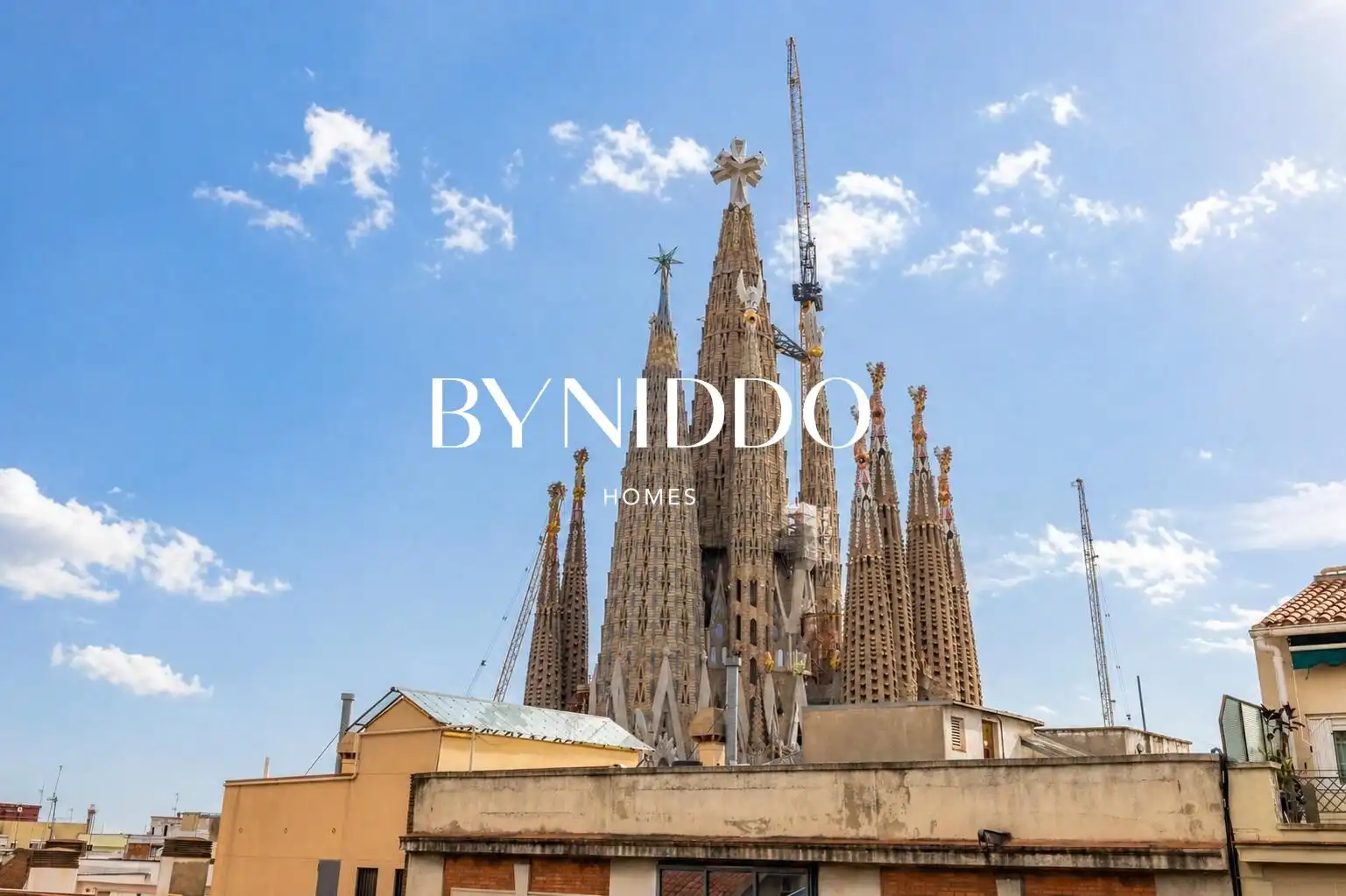 Vista exterior de Piso en venta en Barcelona con Calefacción, Terraza y Balcón