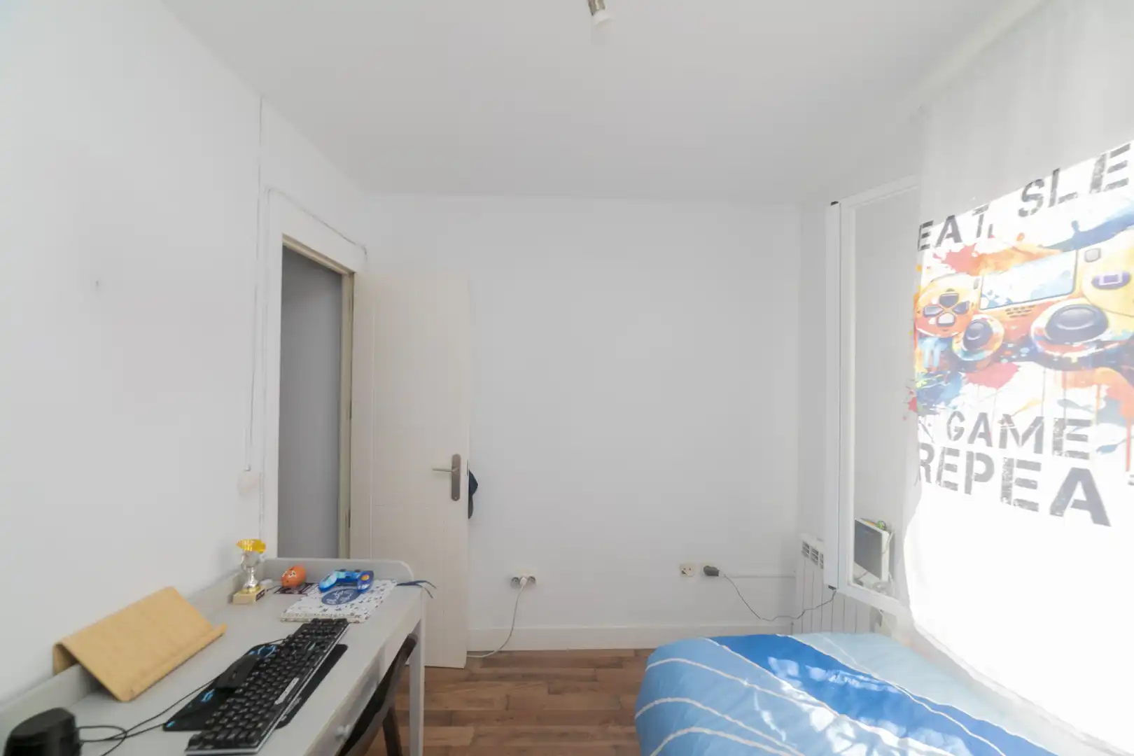 Habitación de Piso de alquiler en Madrid con Aire acondicionado, Calefacción y Amueblado