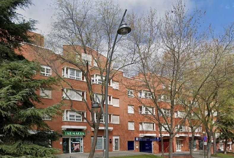 Exterior view of Garage for sale in Tres Cantos