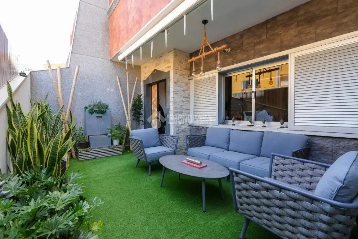 Terraza de Casa adosada en venta en Granadilla de Abona