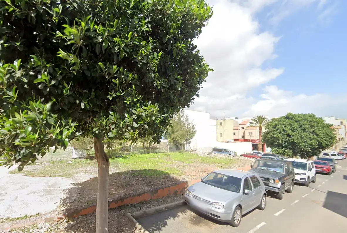 Residential land for sale in Calle Lola Massieu, imagen 3