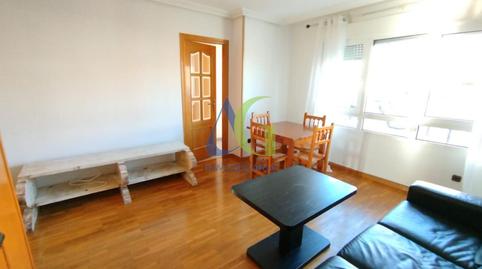 Foto 3 de Piso en venta en Blas de Otero, Villaquilambre, León