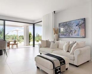Living room of Flat to rent in Marbella  with Air Conditioner, Heating and Terrace