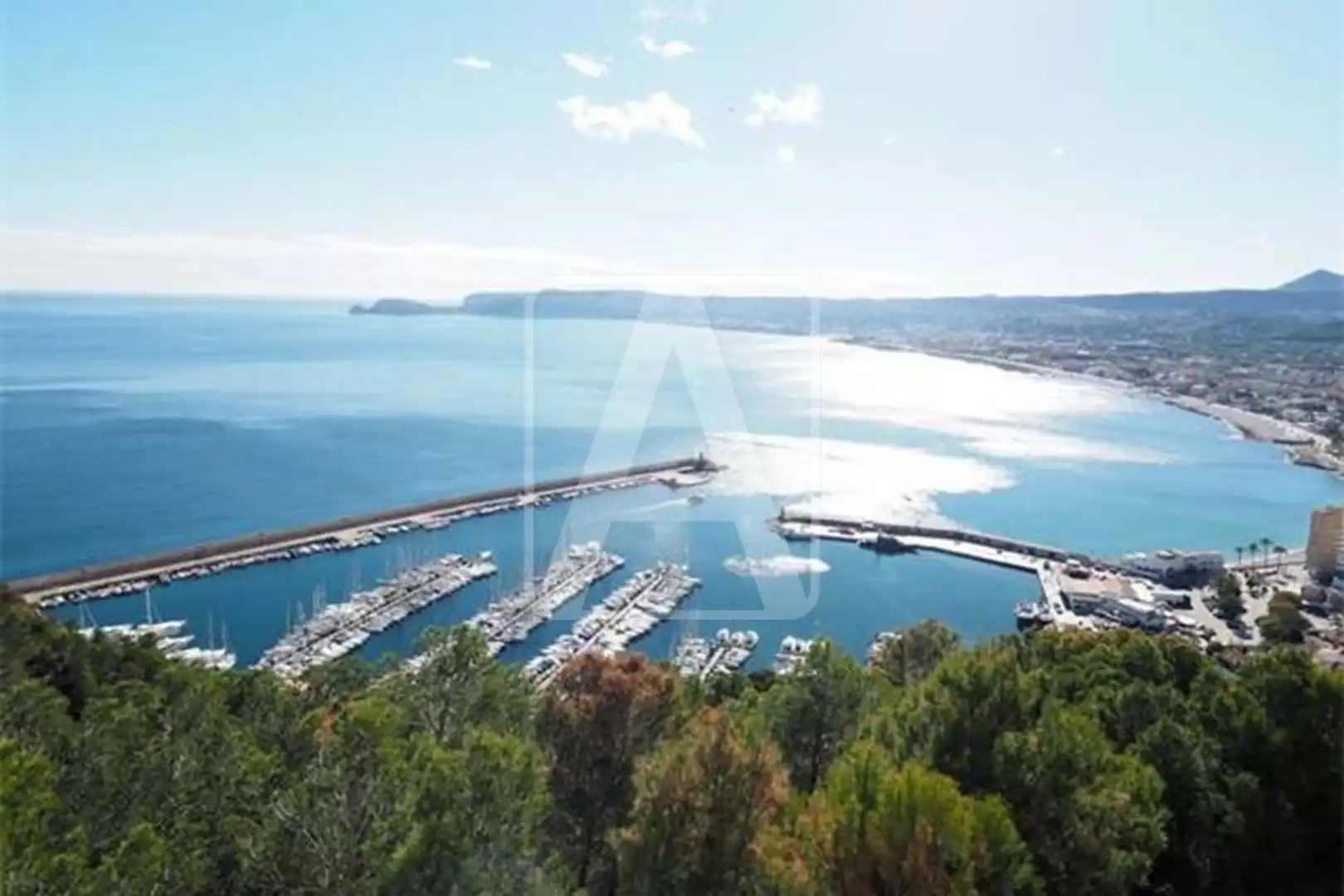 Vista exterior de Casa o xalet en venda en Jávea / Xàbia amb Aire condicionat, Calefacció i Jardí privat