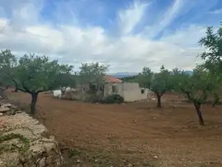 Terreno rustico in vendita a Cabanes
