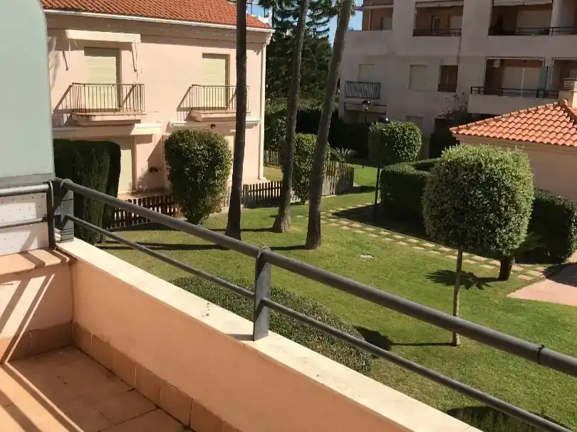 Vista exterior de Apartament en venda en Rota amb Piscina i Balcó