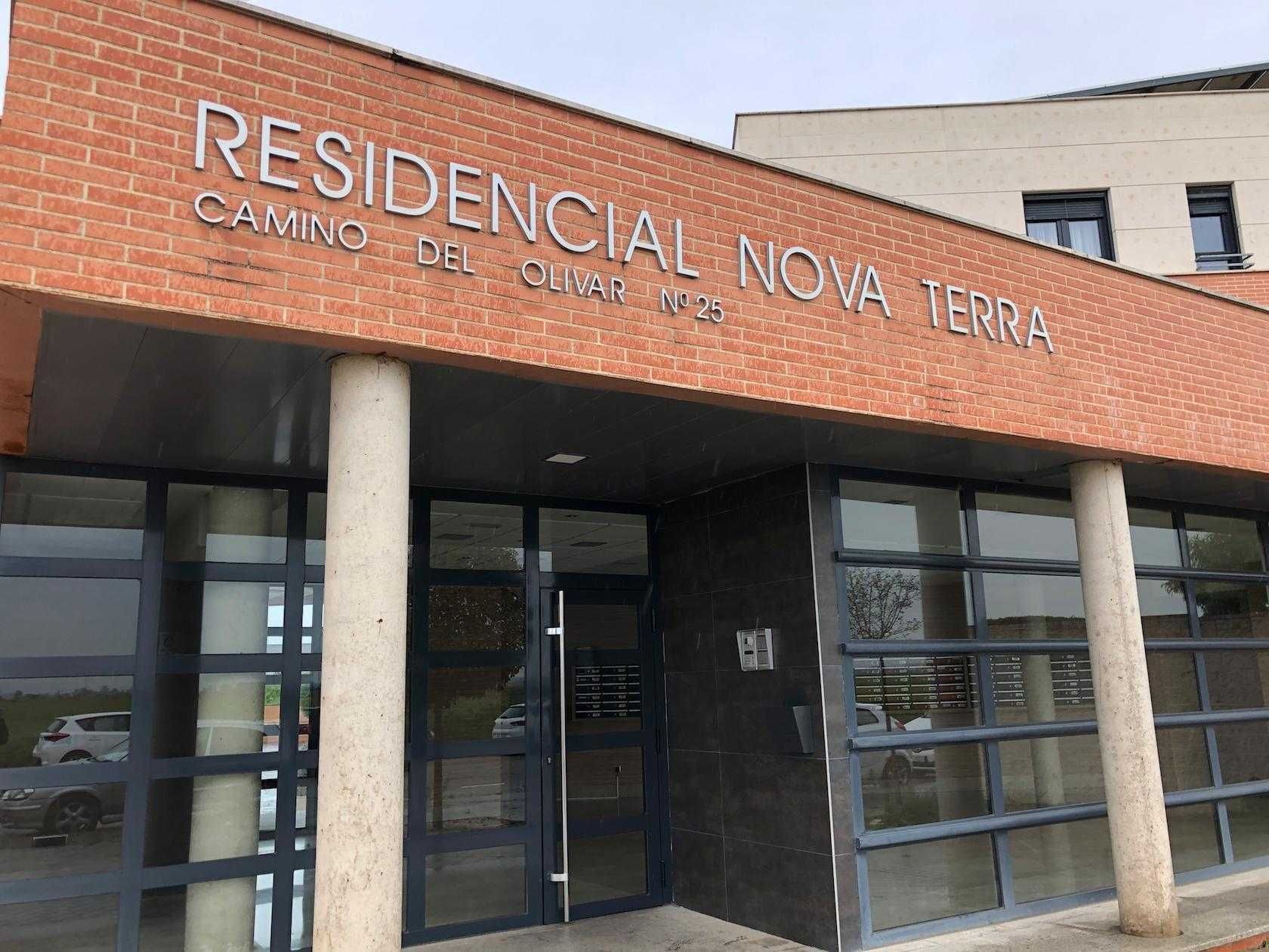 Exterior view of Premises for sale in Alcalá de Henares
