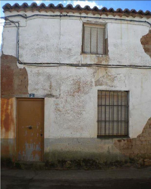 Vista exterior de Casa adosada en venda en Manganeses de la Lampreana