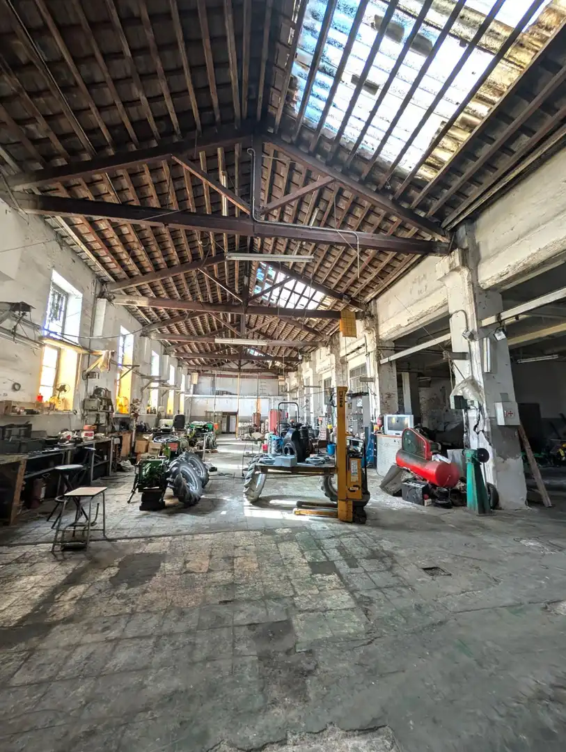 Fabrikhallen zum Verkauf in Alcoy / Alcoi