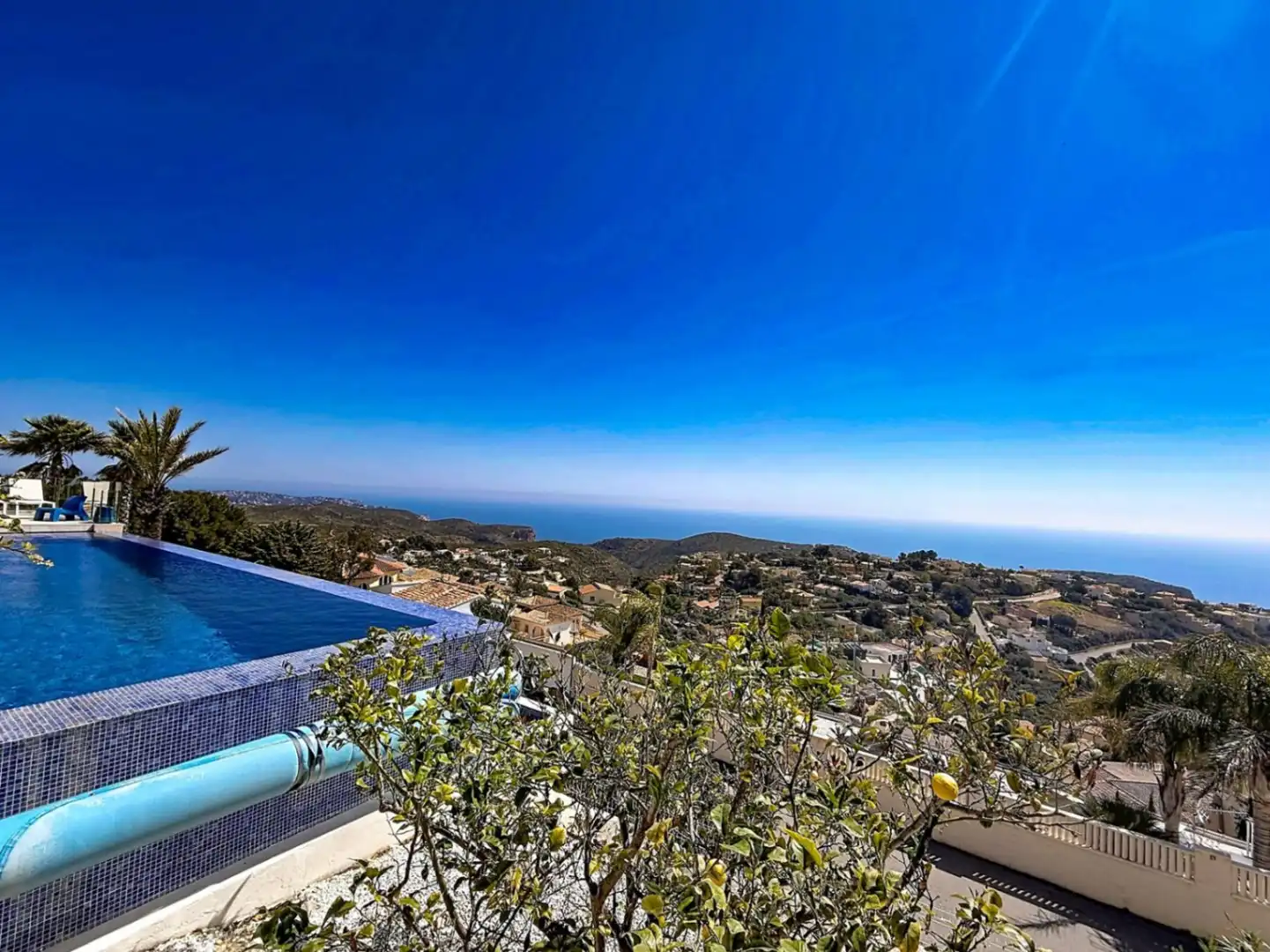 Villa con piscina in vendita a Cumbre del Sol, imagen 30