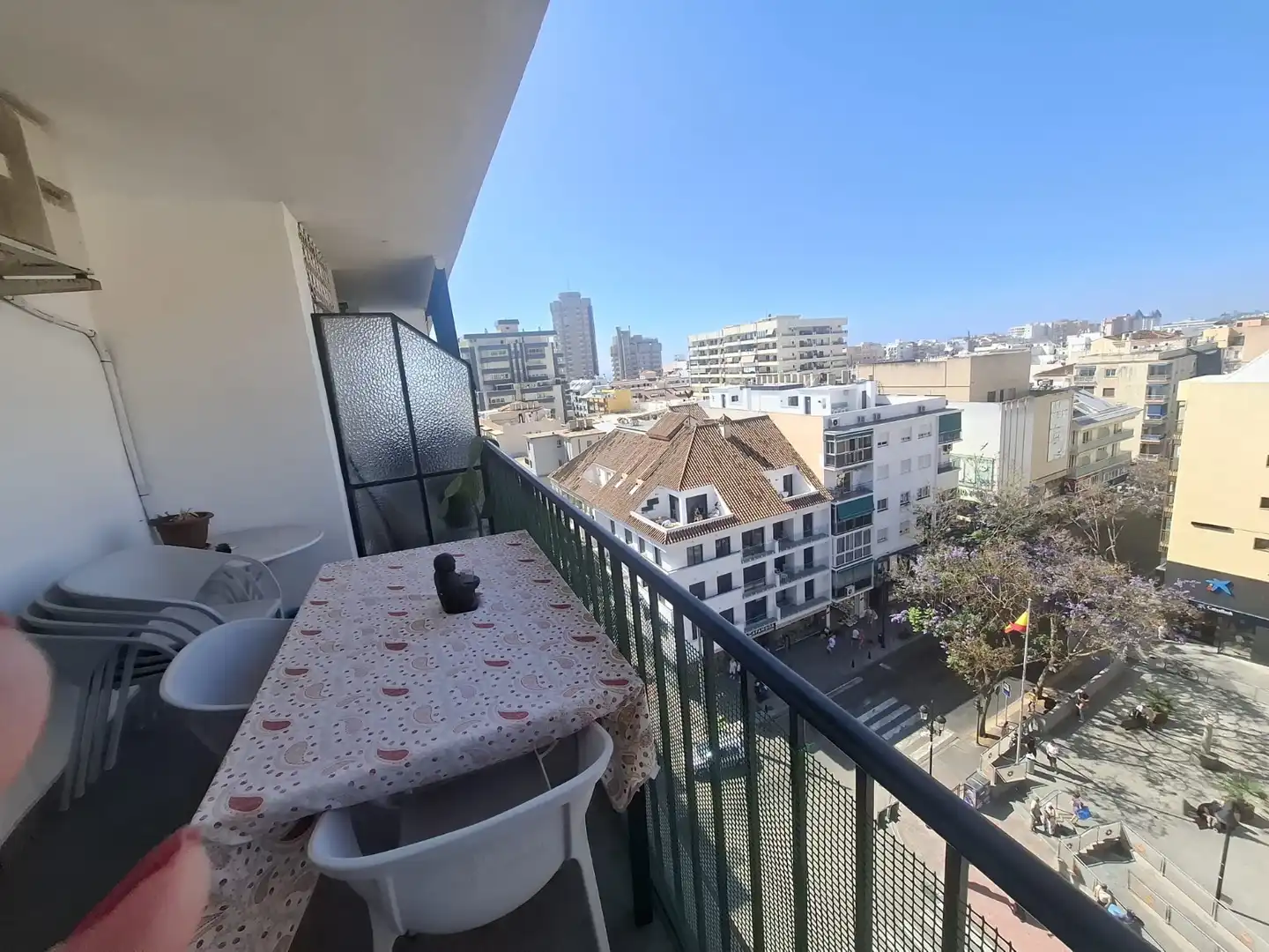 Außenansicht von Wohnung zum Verkauf in Fuengirola mit Klimaanlage, Terrasse und Möbliert