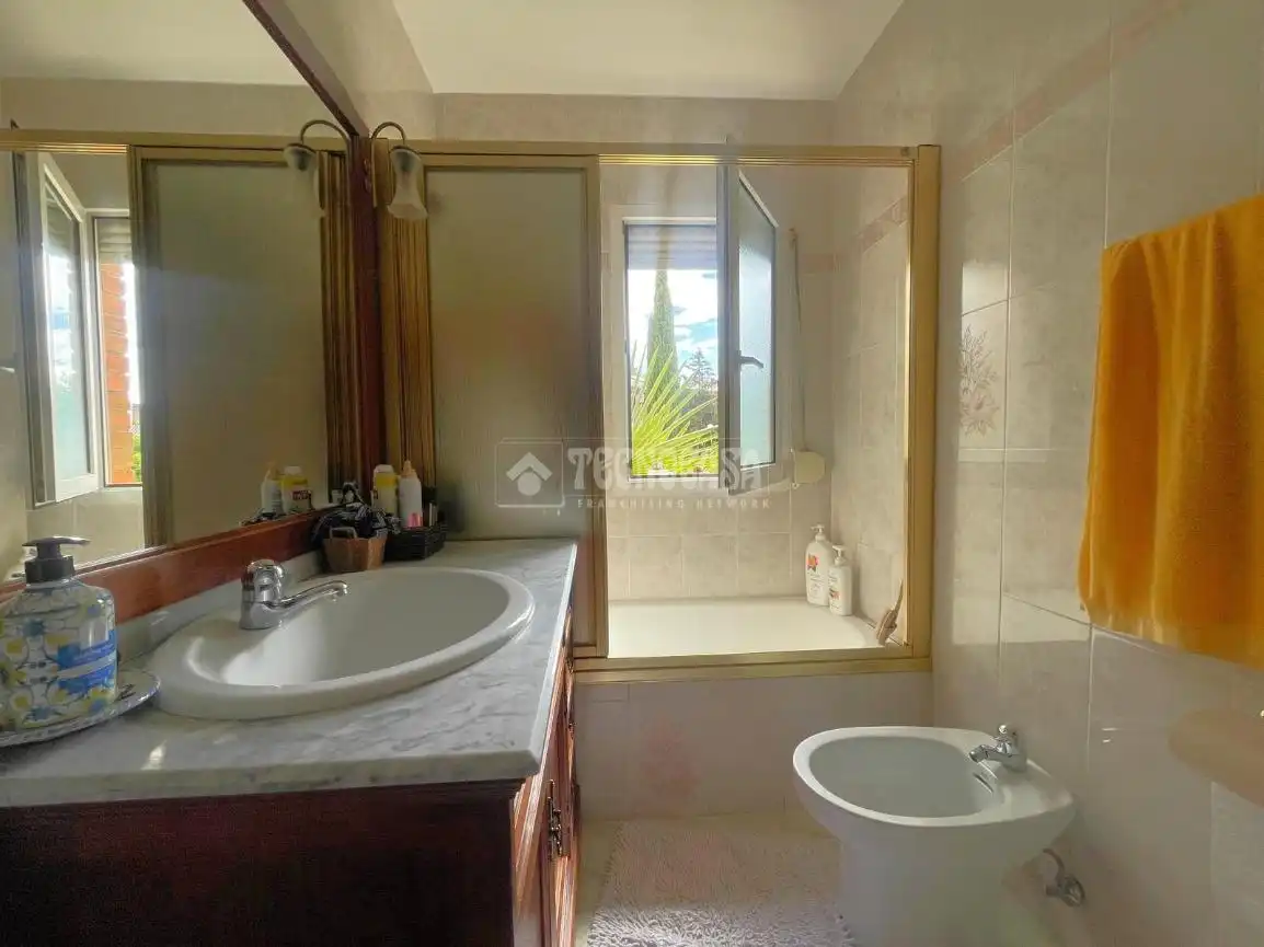 Baño de Piso en venta en San Agustín del Guadalix con Calefacción, Terraza y Amueblado