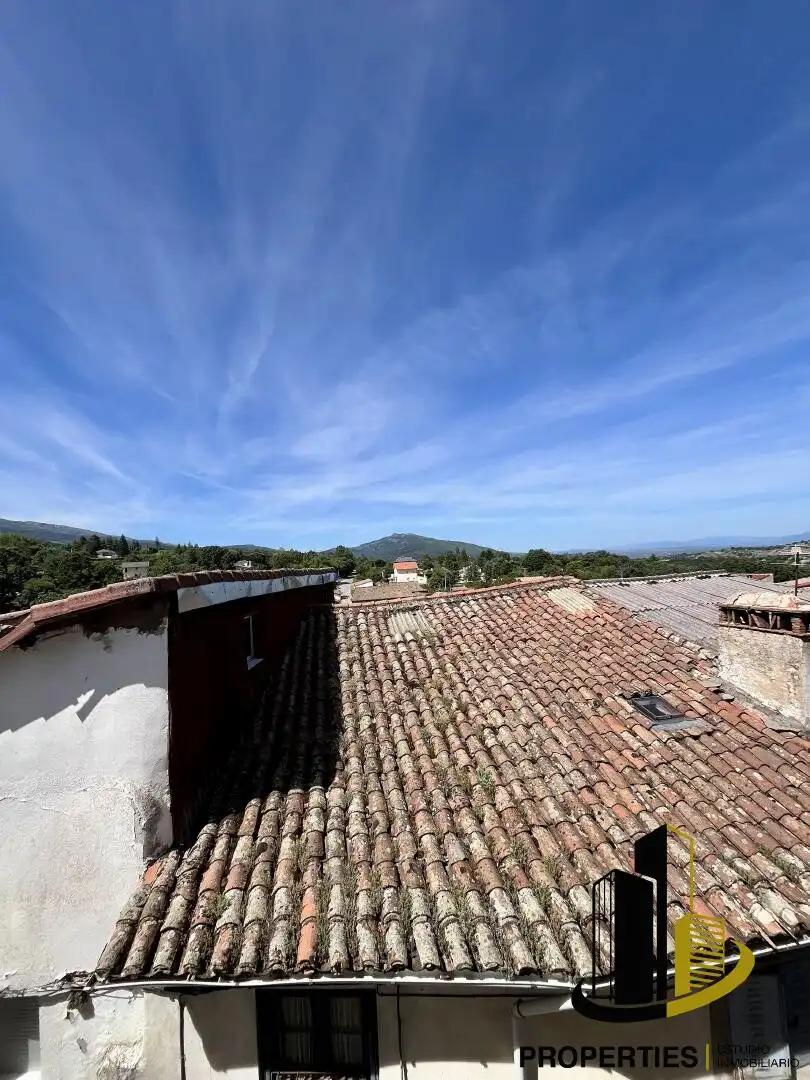 Vista exterior de Pis en venda en Navacarros