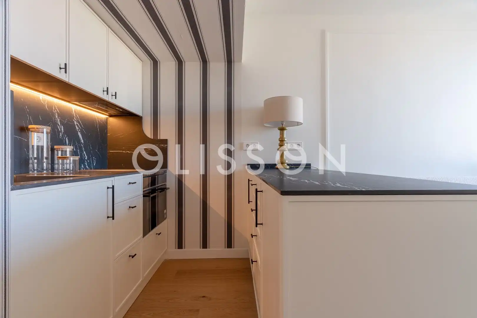 Kitchen of Flat for sale in Madrid  with Air Conditioner, Heating and Storage room
