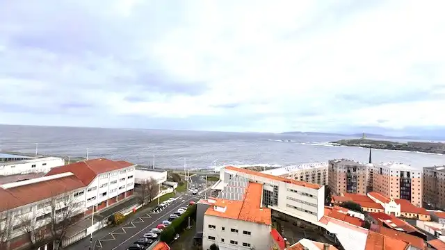 Vista exterior de Piso en venta en A Coruña Capital  con Calefacción, Parquet y Trastero
