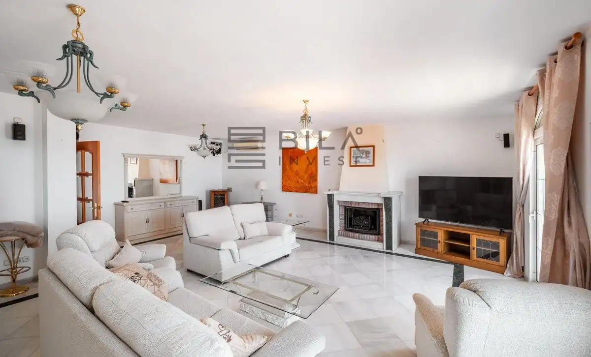 Villa mit Pool zum Verkauf in C/ Maestro Albéniz, imagen 5