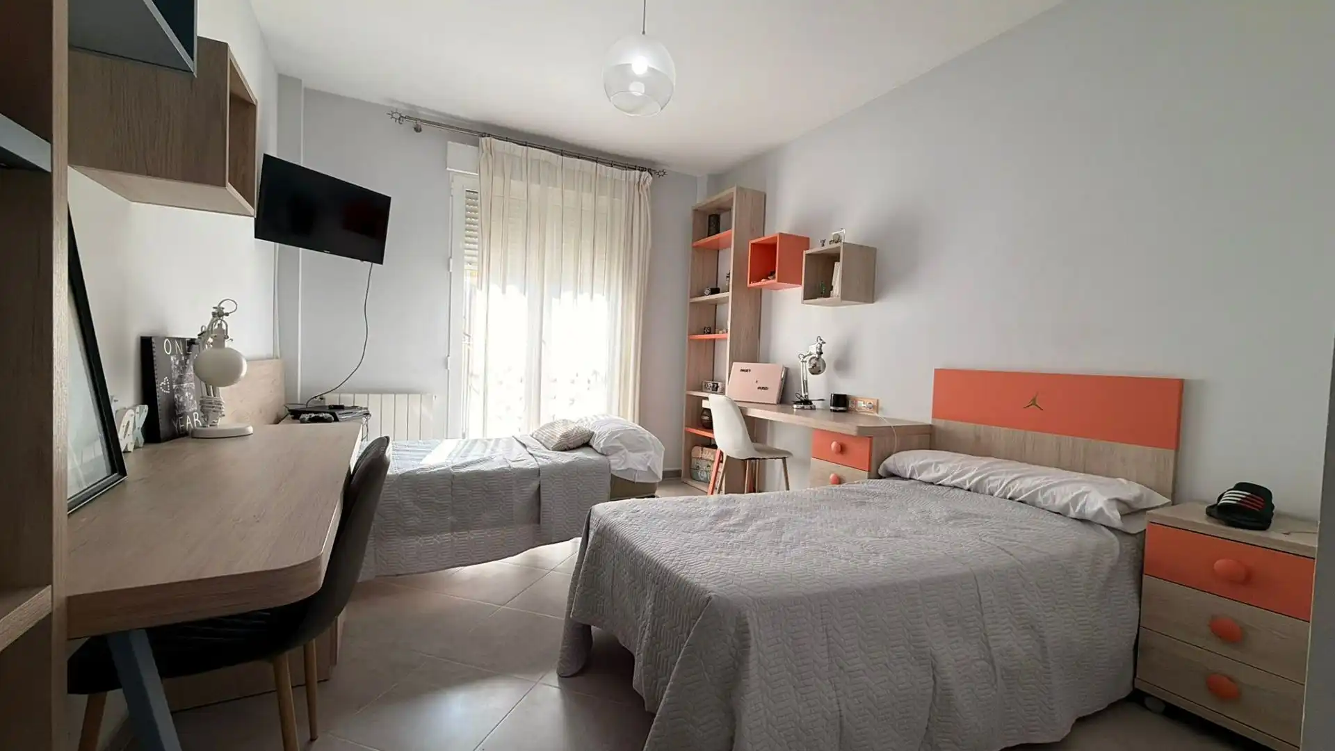 Schlafzimmer von Einfamilien-Reihenhaus zum Verkauf in Villanueva de Castellón mit Klimaanlage und Abstellraum
