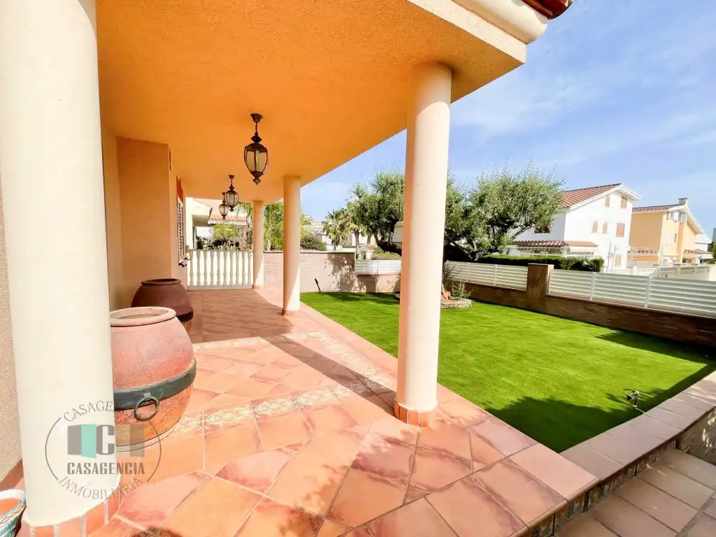 Haus oder Chalet zur Miete in Carrer Vicent Fuentes, Heliópolis
