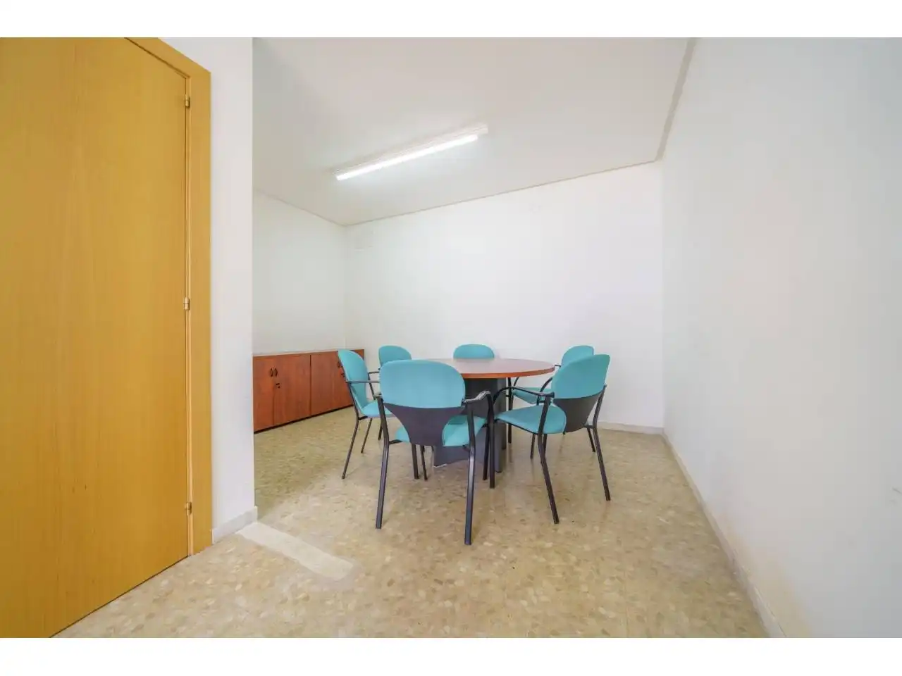 Esszimmer von Büro zur Miete in La Bisbal d'Empordà mit Klimaanlage