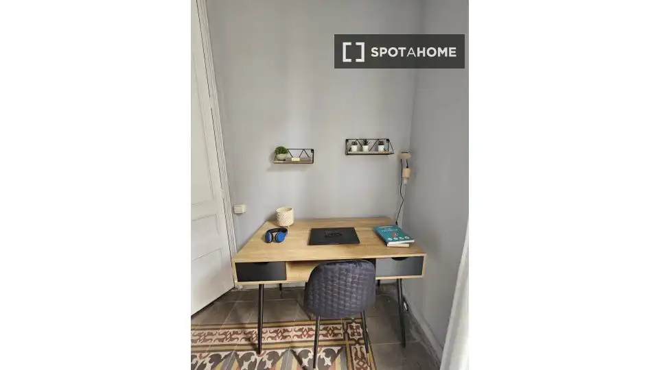 Room in L'Antiga Esquerra de l'Eixample