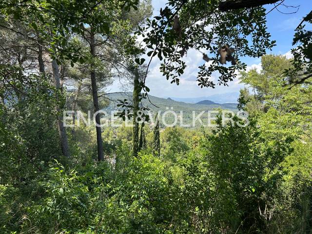 Terreno residencial en Venta en Corbera de Llobregat