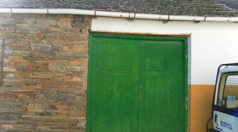 Casa en el pueblo maragato de Lucillo