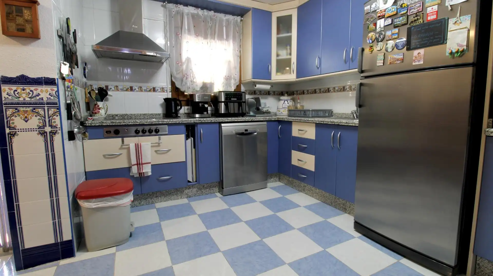 Cocina de Casa adosada en venta en Vegas del Genil con Aire acondicionado, Calefacción y Terraza