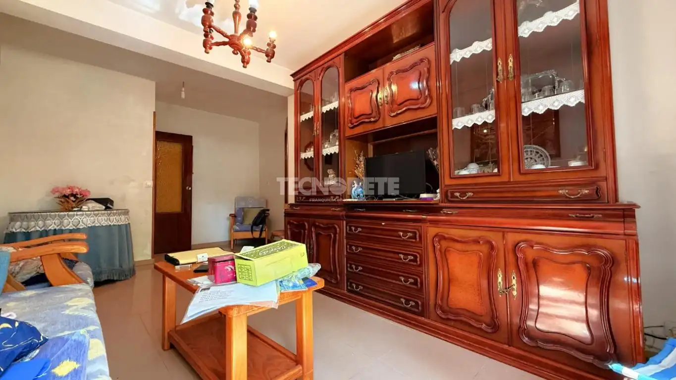 Habitación de Piso en venta en Guadalajara con Calefacción y Balcón