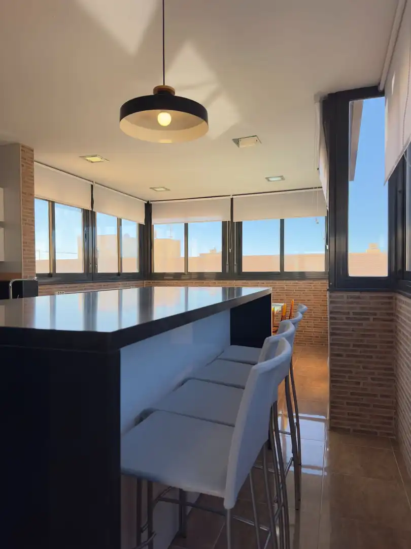Ático en venta en Roquetas de Mar con Aire acondicionado, Calefacción y Trastero