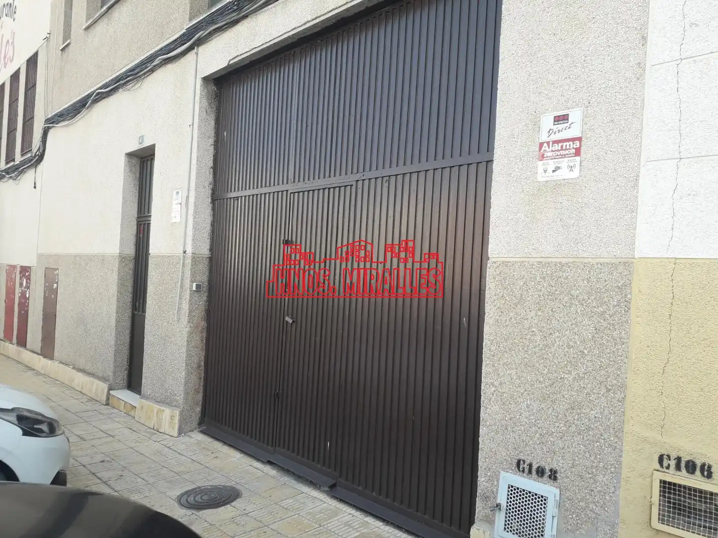 Außenansicht von Fabrikhallen zur Miete in Elche / Elx
