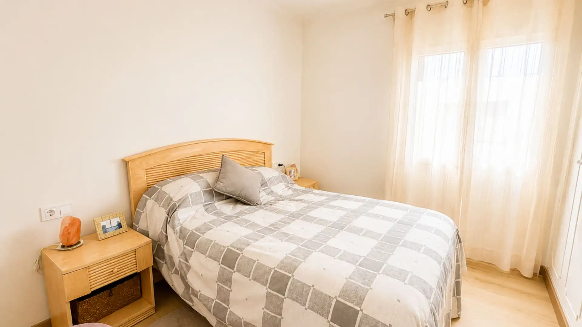 Dormitori de Pis en venda en Palamós amb Aire condicionat, Parquet i Terrassa