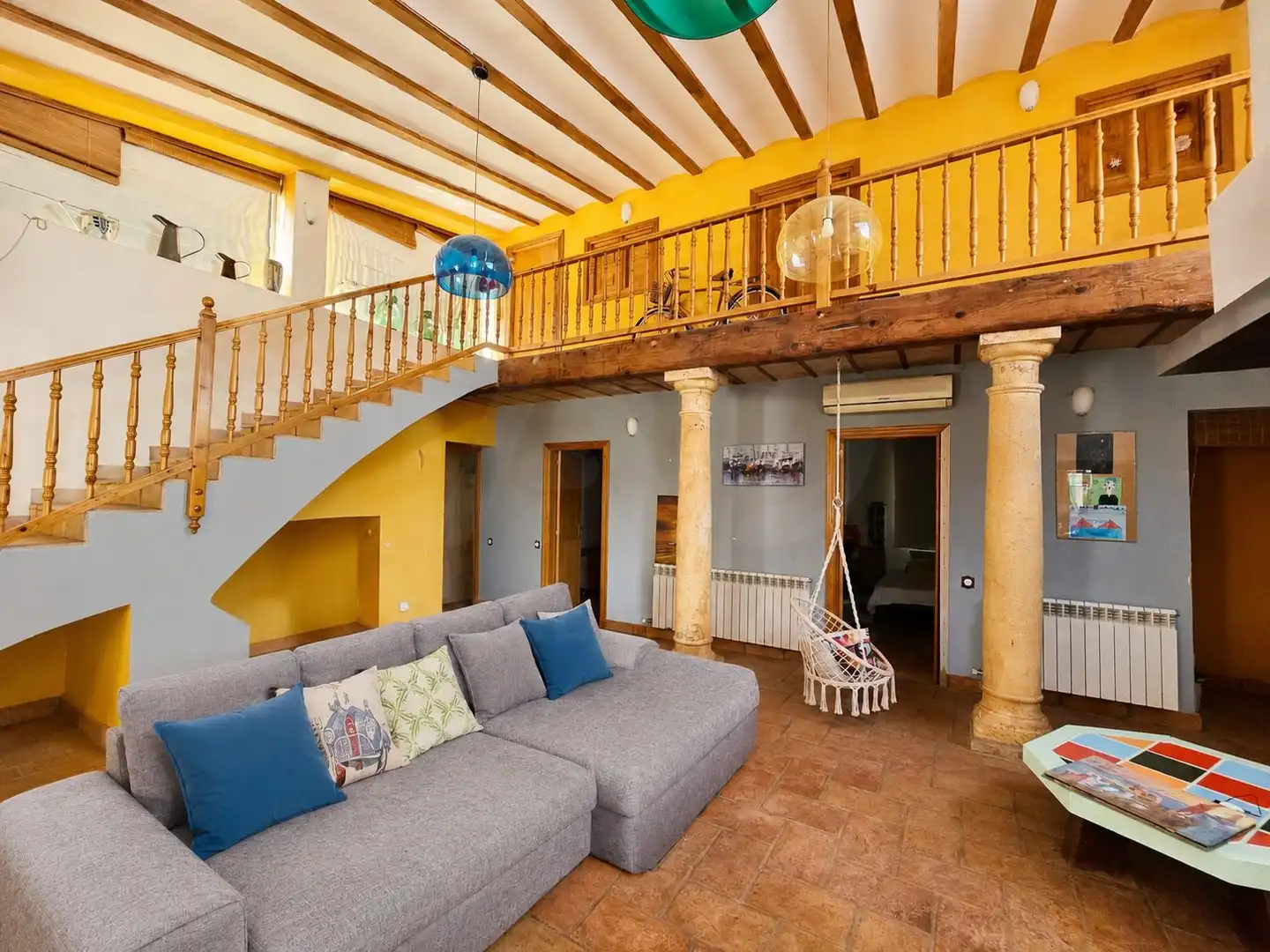 Casa rústica con piscina en venta en Montbrió del Camp, imagen 9