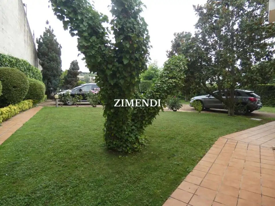 Garden of Houses for sale in Albelda de Iregua  with Heating, Terrace and Swimming Pool